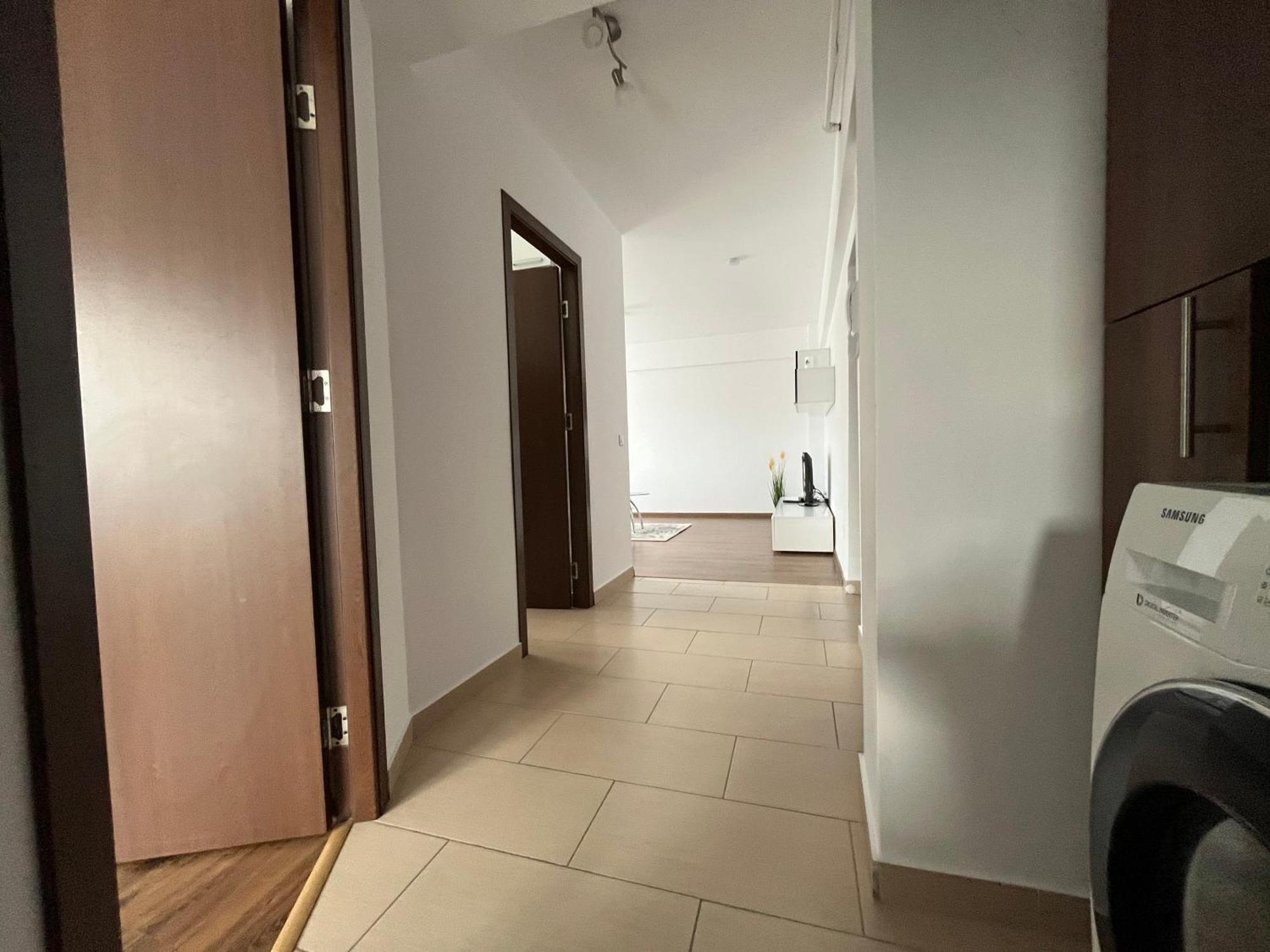 Green Apartaments Zărneşti Exterior foto