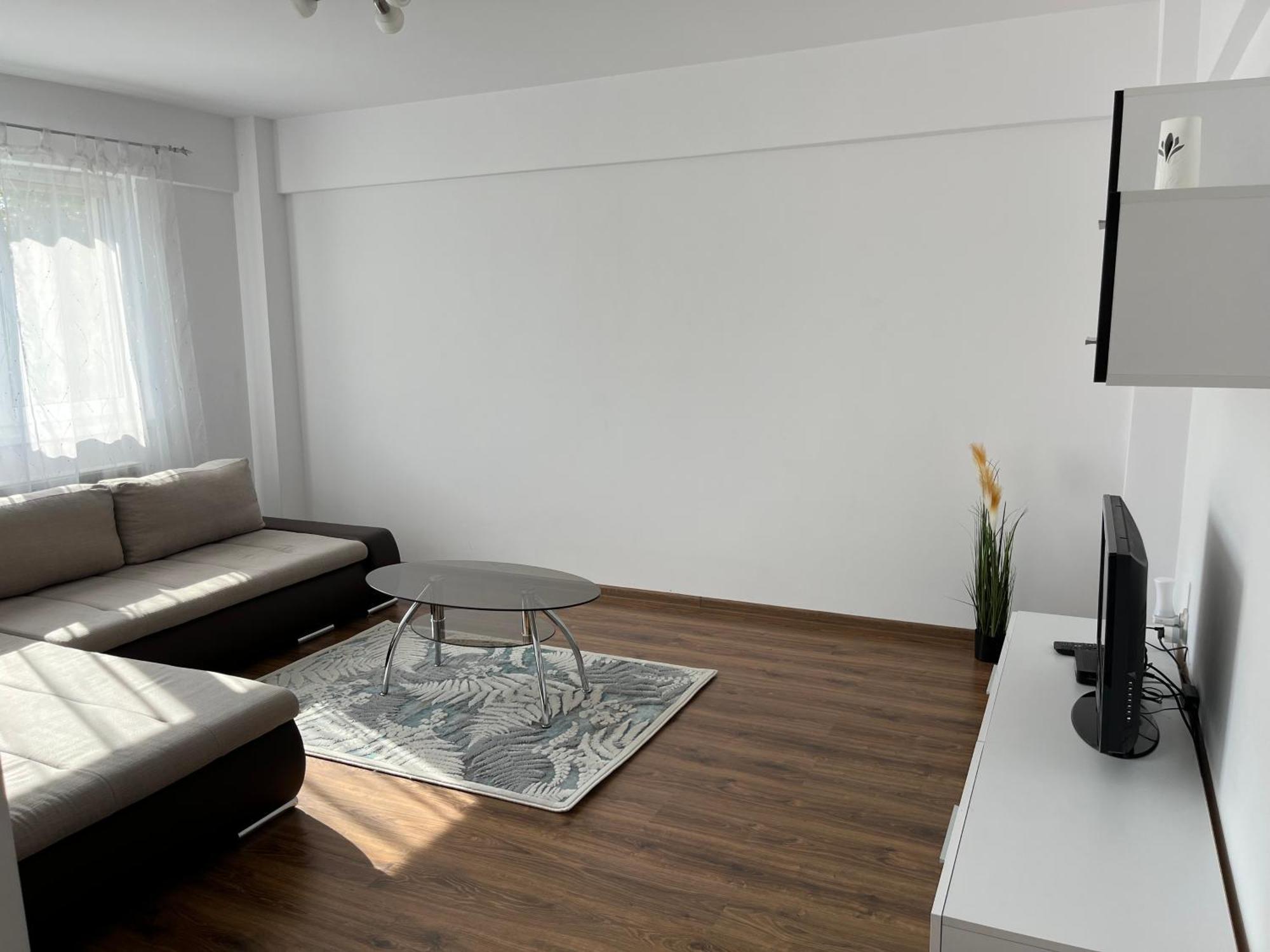 Green Apartaments Zărneşti Exterior foto